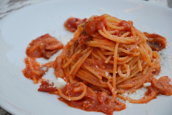 Dinner in Rome: Carbonara,Amatriciana,Cacio&Pepe E Wine Tasting - Wine Tasting Extravaganza