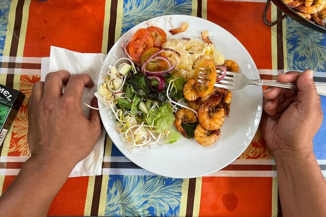Dinner in the Secret Garden of Guyana With the Singing Chef - Logistics and Accessibility