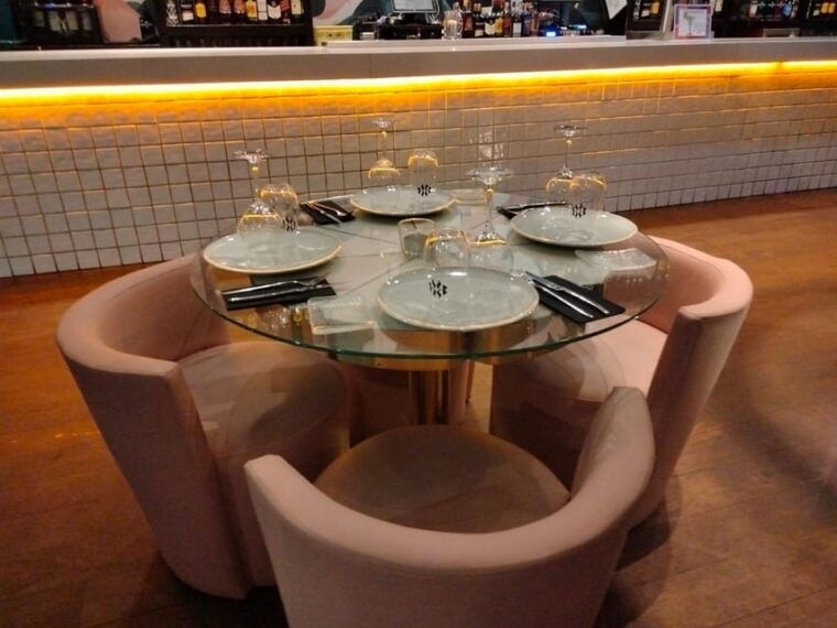 Dinner-Show La Circa De Marta Cariño! in the Center of Madrid - Booking and Cancellation Policy