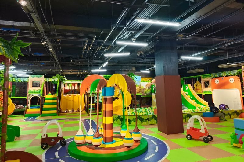 Dino Adventure at Festival Mall Alabang - Inside Festival Mall, the outing starts on the upper ground floor