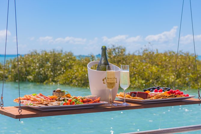 Dinosaur Footprints and Wildlife Cruise, With Waterfront Meal  - Broome - Inclusions and Meeting/Pickup Details