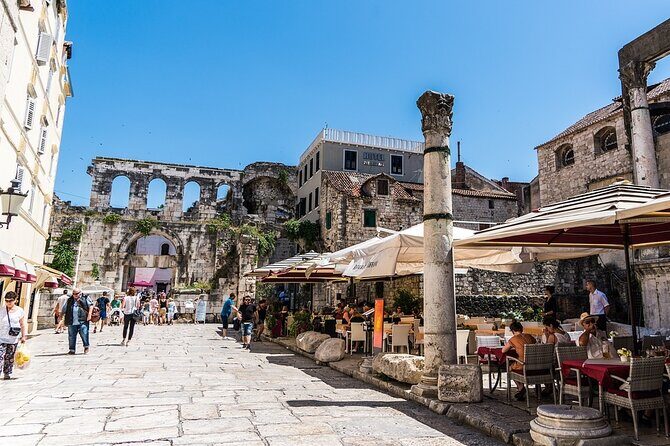 Diocletian Palace and Old Town Walking Tour - Exploring Split’s Diocletian Palace: A Detailed Breakdown