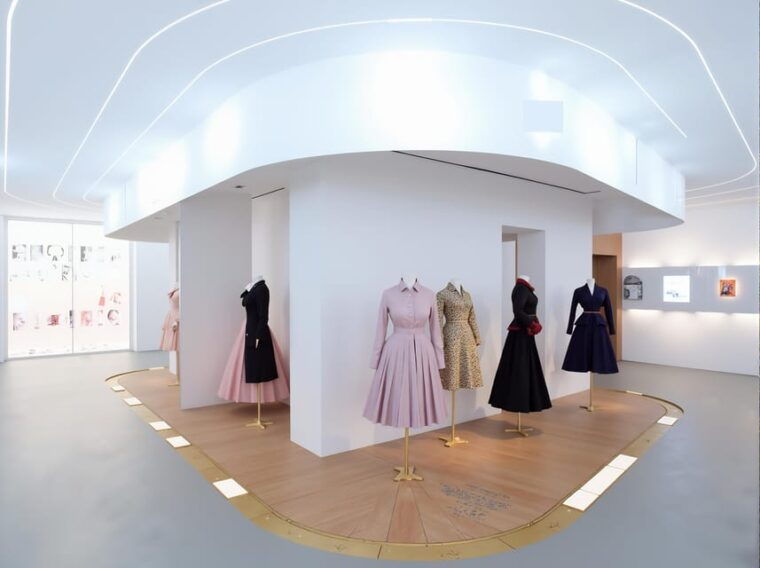 Dior Museum and Vintage Side-car Tour in Paris - Important Information for Travelers