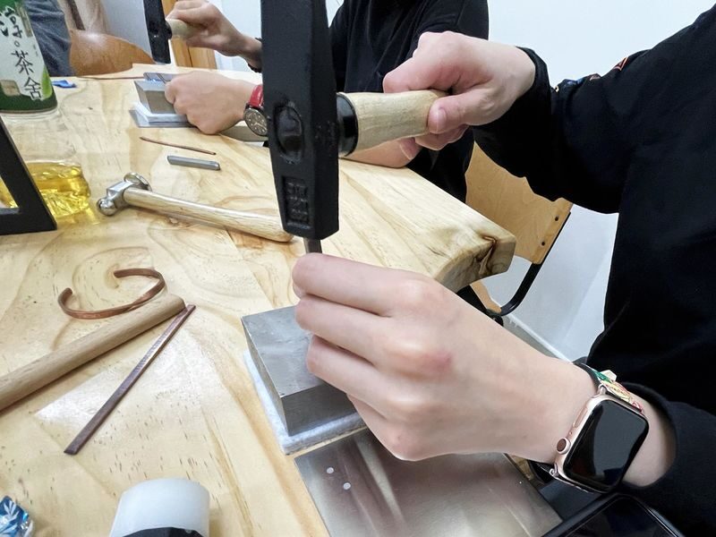 Dirty Hand Studio - Bangle Workshop | "Leave your message" Copper Bangle, Sterling Silver Bangle Workshop | Kwai Chung - Who gets the most from this workshop