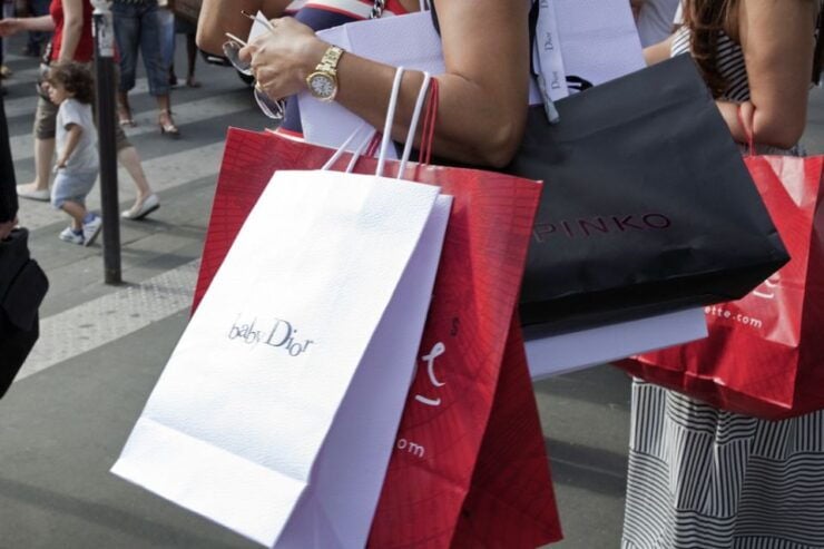 Discount Couture: Ultimate Paris Shopping 2h30 Walking Tour - Activity Details