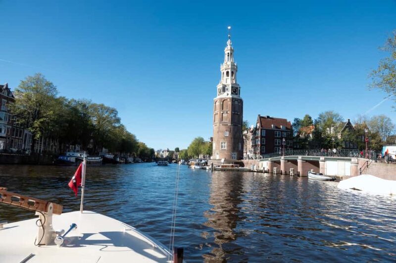Discover Amsterdam: 75-Minute Luxury Cruise with Commentary - Who Will Love This Experience?