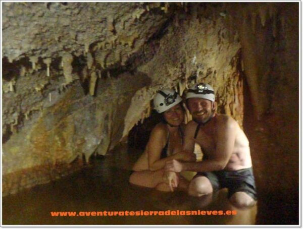 Discover and Get Started in Caving in Málaga - Booking and Cancellation