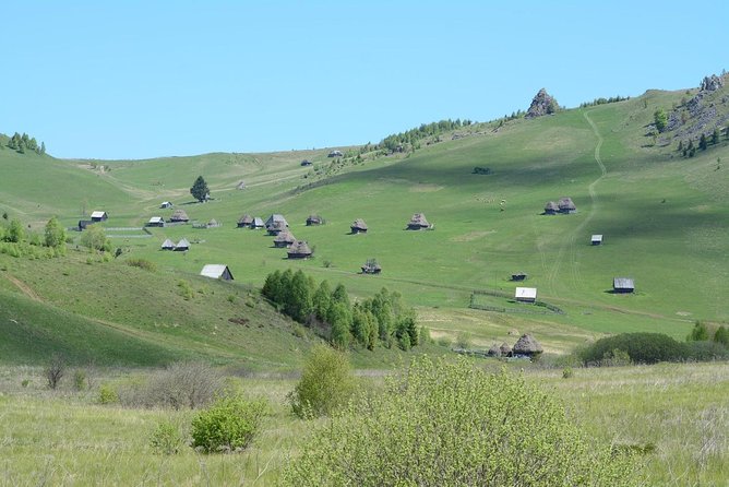 Discover Apuseni Mountains - Scarita Summit,Sipote Waterfall and Dumesti Village - Directions