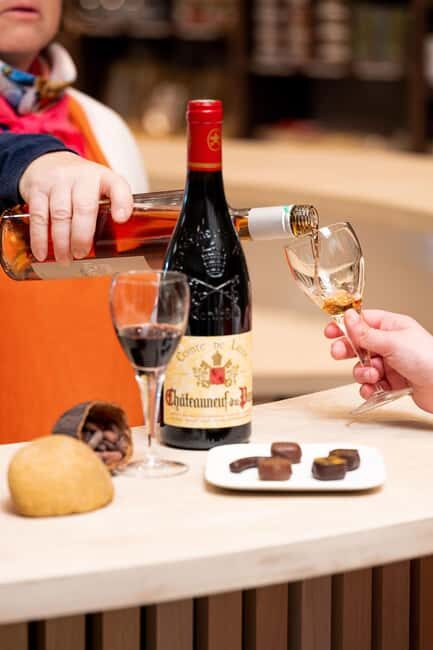 Discover Avignon combined with unique food & wine tasting - An In-Depth Look at the Tour Experience