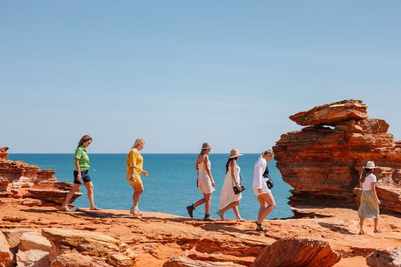 Discover Broome Panoramic Sightseeing Bus Tour - Chinatown, pearling stories and wartime memory
