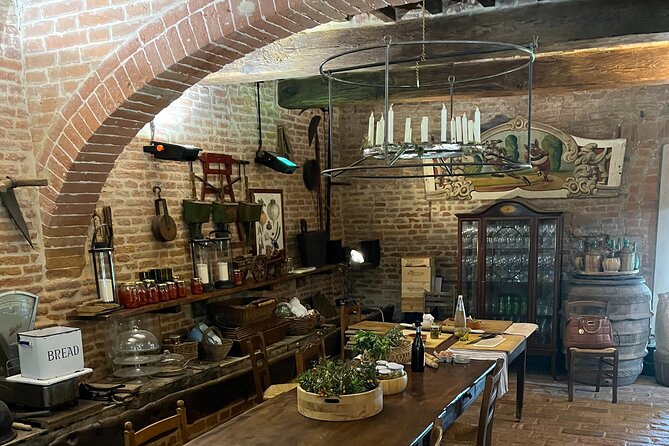 Discover Brunello Wines With Diwine Experience - Tips for Purchasing and Storing Brunello Wines
