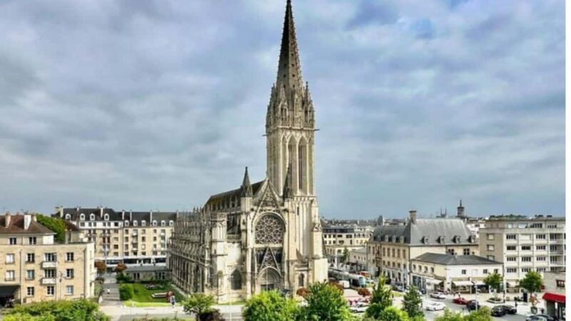 Discover Caen like never before: guided tours combining history and secrets! - The lively, friendly walk
