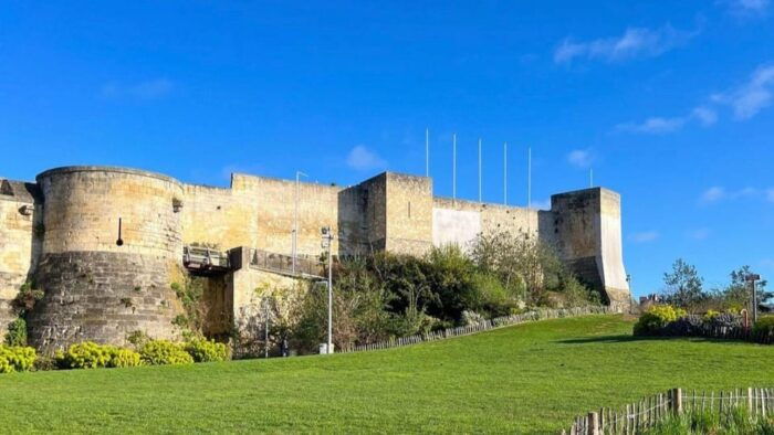 Discover Caen Like Never Before: Guided Tours of History and Secrets! - Accessibility and Meeting Point Details