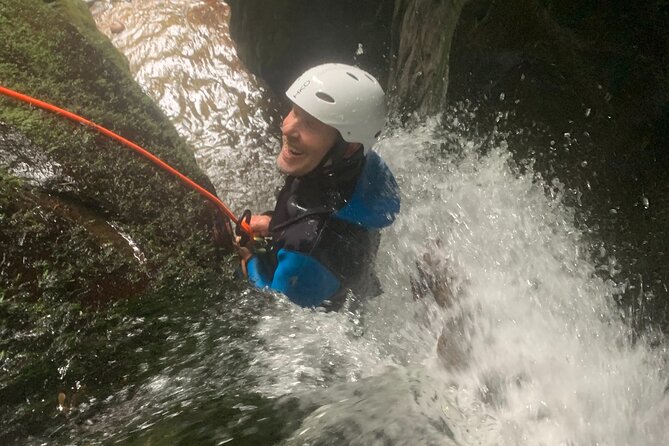 Discover Canyoning in Dollar Glen - Directions