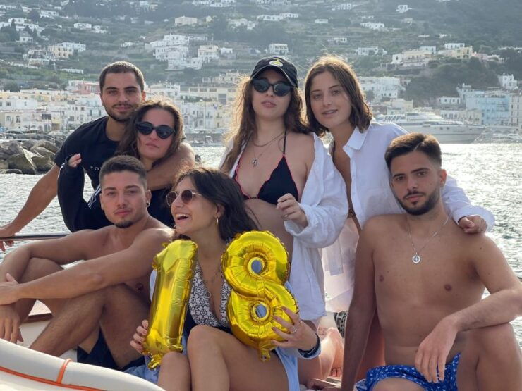 Discover Capris Hidden Gems: Group Tour Boat Experience - Tour Details