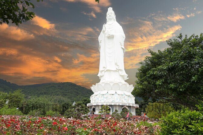 Discover Da Nang: Linh Ung Pagoda, Marble Mountains & Am Phu Cave - Transportation and Group Size