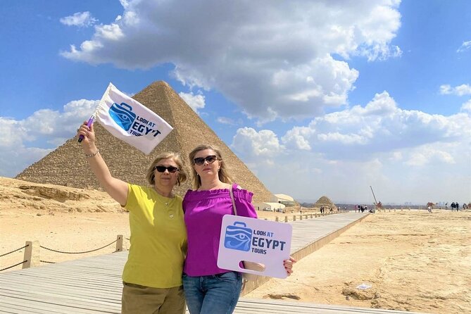 Discover Giza Pyramids and the Egyptian Museum and Old Cairo-Guide and Lunch Inc - Tour Highlights