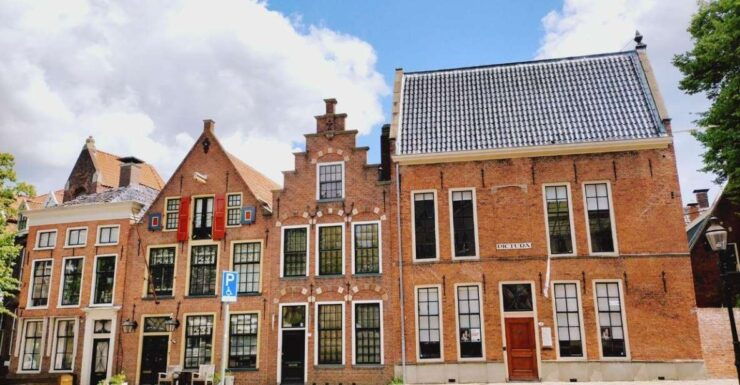 Discover Groningen Tour (Best Shops, Bars and Hotspots) - Exploring Groningens Nightlife