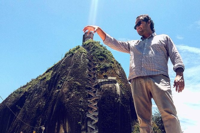 Discover Guatape: Engaging City Tour Experience - Tour Highlights