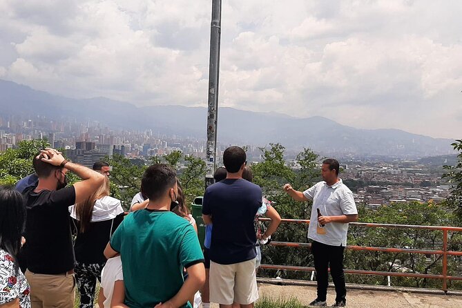 Discover Guatape: Engaging City Tour Experience - Booking Information