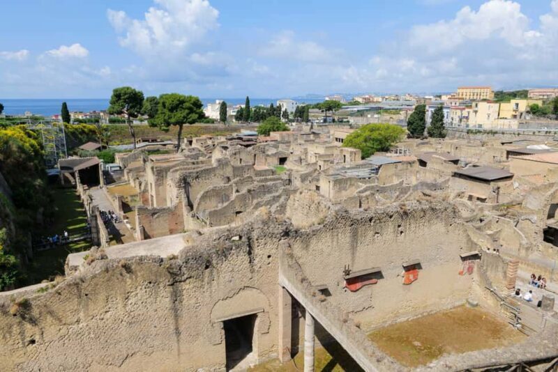Discover Herculaneum: Guided tour in English of the ancient Roman city - The Value of Guided Tours at Herculaneum