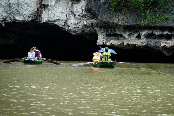 Discover Hoa Lu, Tam Coc & Mua Caves - Deluxe Day Trip from Hanoi - Who Is This Tour Best Suited For?