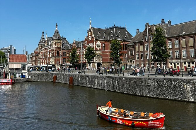 Discover Holland in a Walking Tour - Taking in the Local Culture and Traditions