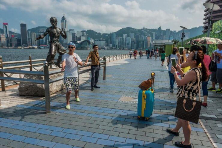 Discover Hong Kong's Treasures: A 3-Hour Family Walking Tour - Language and Cancellation Policy