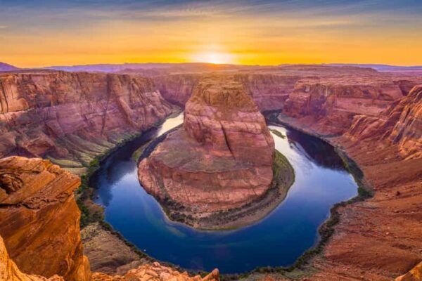 Discover Horseshoe Bend Overlook: Driving Tour - Exploring Page, Arizona
