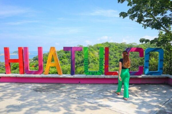 Discover Huatulco: Half Day City Tour With Bilingual Guide - Minimum Traveler Requirement