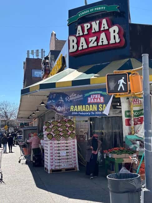 Discover Jackson Heights on foot: Little India, Colombia and Puebla York. - The Sum Up