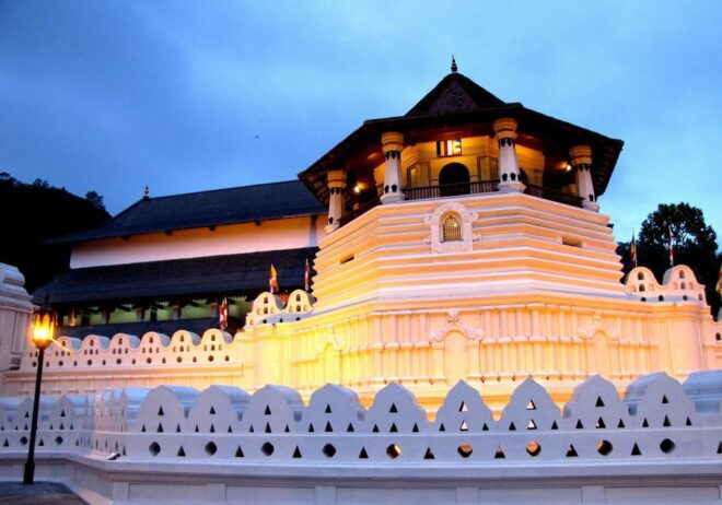 Discover Kandy: Your Ultimate City Tour Full Day Experience - Accessibility and Language Options