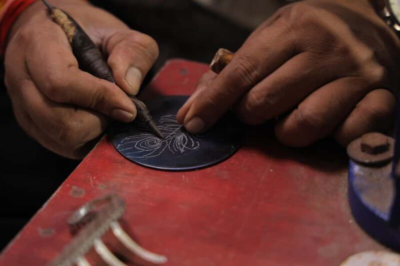 Discover Koftgiri Art in Udaipur with a Master Artisan - The Experience from a Traveler’s Perspective