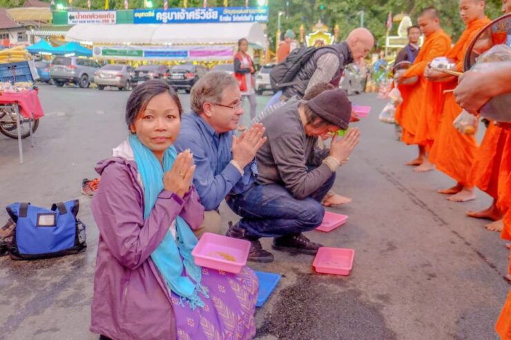 Discover Lanna Culture: Alms Offering to Monks at Doi Suthep - Experience Itinerary