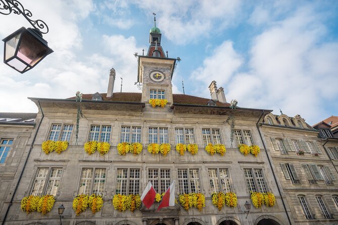 Discover Lausanne in 60 Minutes With a Local - Languages Offered