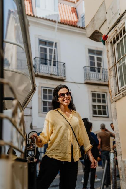 Discover Lisbon 4h Tuk Tuk - Tour Details