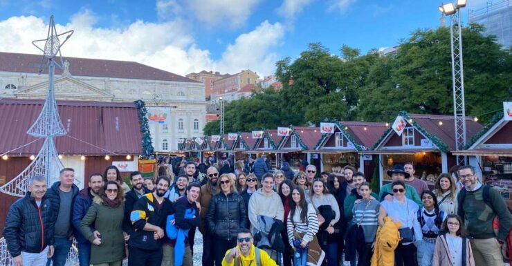 Discover Lisbon With Us: Alfama Walking Tour in Portuguese - Tour Highlights
