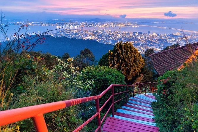 Discover Malaysia 7 Days - Day 2: Batu Caves & Country Tour