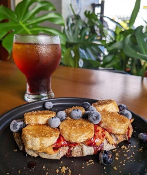 Discover Medellín's Best Vegan Restaurants Much More - Vegan Dining and Beyond in Medellín