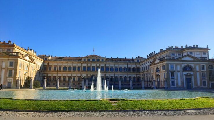 Discover Monzas Royal Villa: Private Tour of Regal Elegance - Multilingual Experience Offered