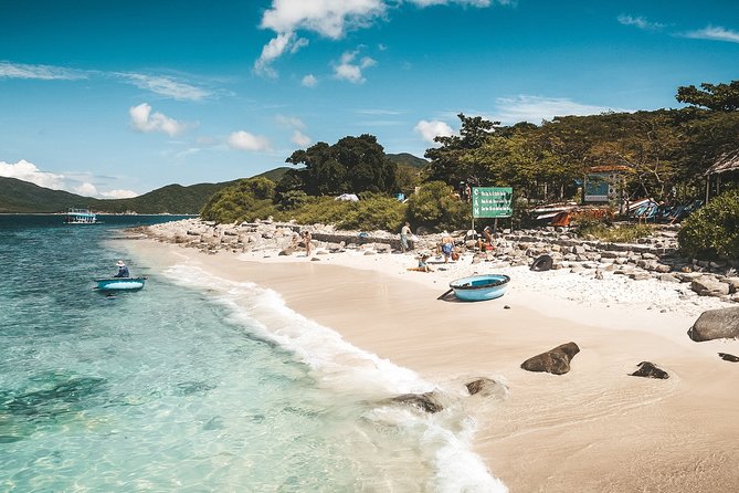 Discover Nha Trang Bay by Speed Boat Full Day Tour - Speed Boat Experience