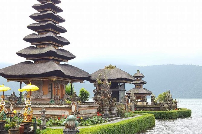 Discover Northern Part of Bali, Temples,Lake and Waterfalls - Tamblingan Lake: A Serene Escape