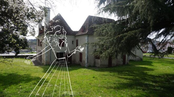 Discover Orthez & Francis Jammes Through an Outdoor Show - The Sum Up