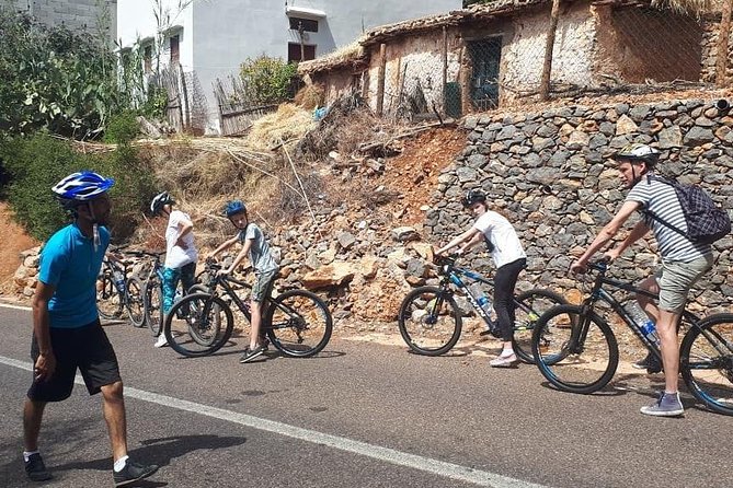 Discover Paradise Valley by Biking&Hiking - Ideal Seasons for Biking and Hiking