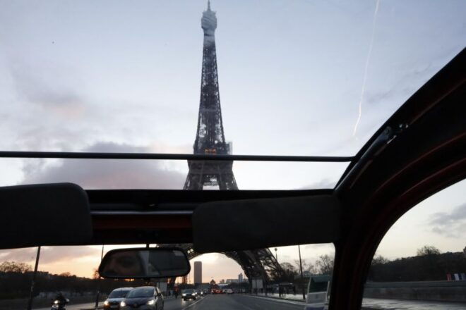 Discover Paris in a 2cv - Pickup and Drop-off Options