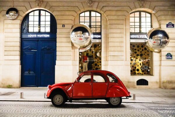 Discover Paris in a 2cv - Flexible Booking Option
