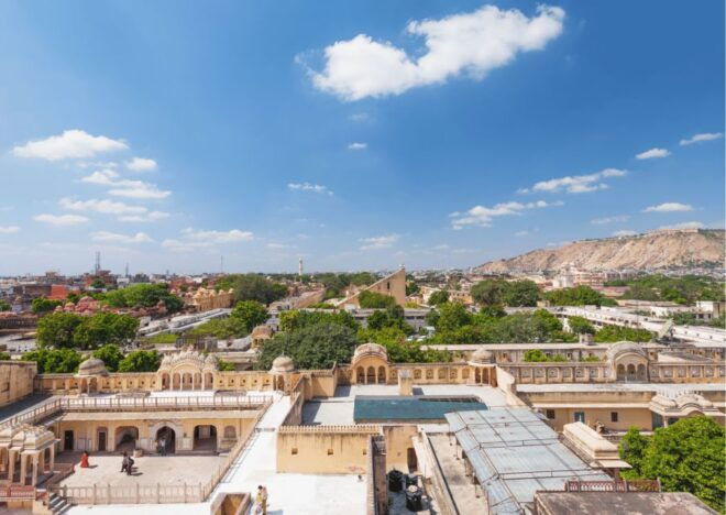 Discover Pink City on Tuk Tuk -Guided Tour With Food Tasting - Itinerary