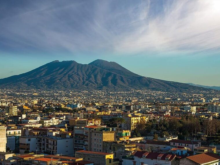 Discover Pompeii & Vesuvius: Ruins, History & Volcanic Views - Who Will Love This Tour?