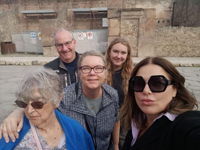 Discover Pompeii With a Professional Guide for 2hrs - Booking and Cancellation Policies