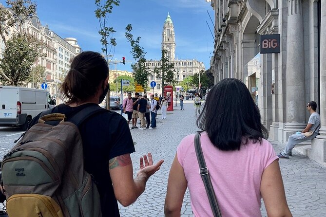 Discover Porto a Private Walking Tour With Authentic Tasting - Meeting and Pickup Details